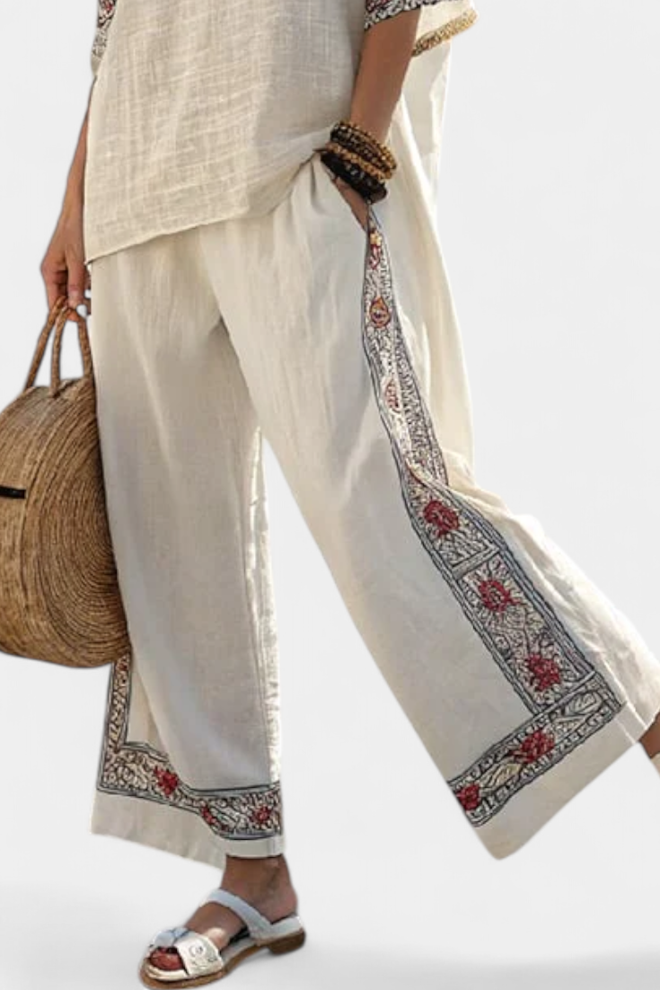 Anne - Beige middelhavssett med broderi