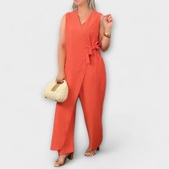 Julie - Beige jumpsuit med V-hals