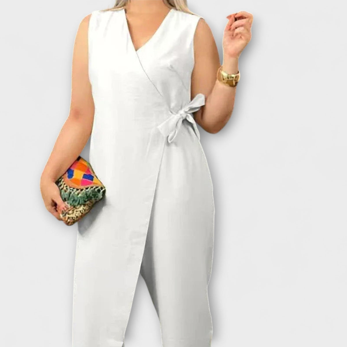 Julie - Beige buksedress med V-hals