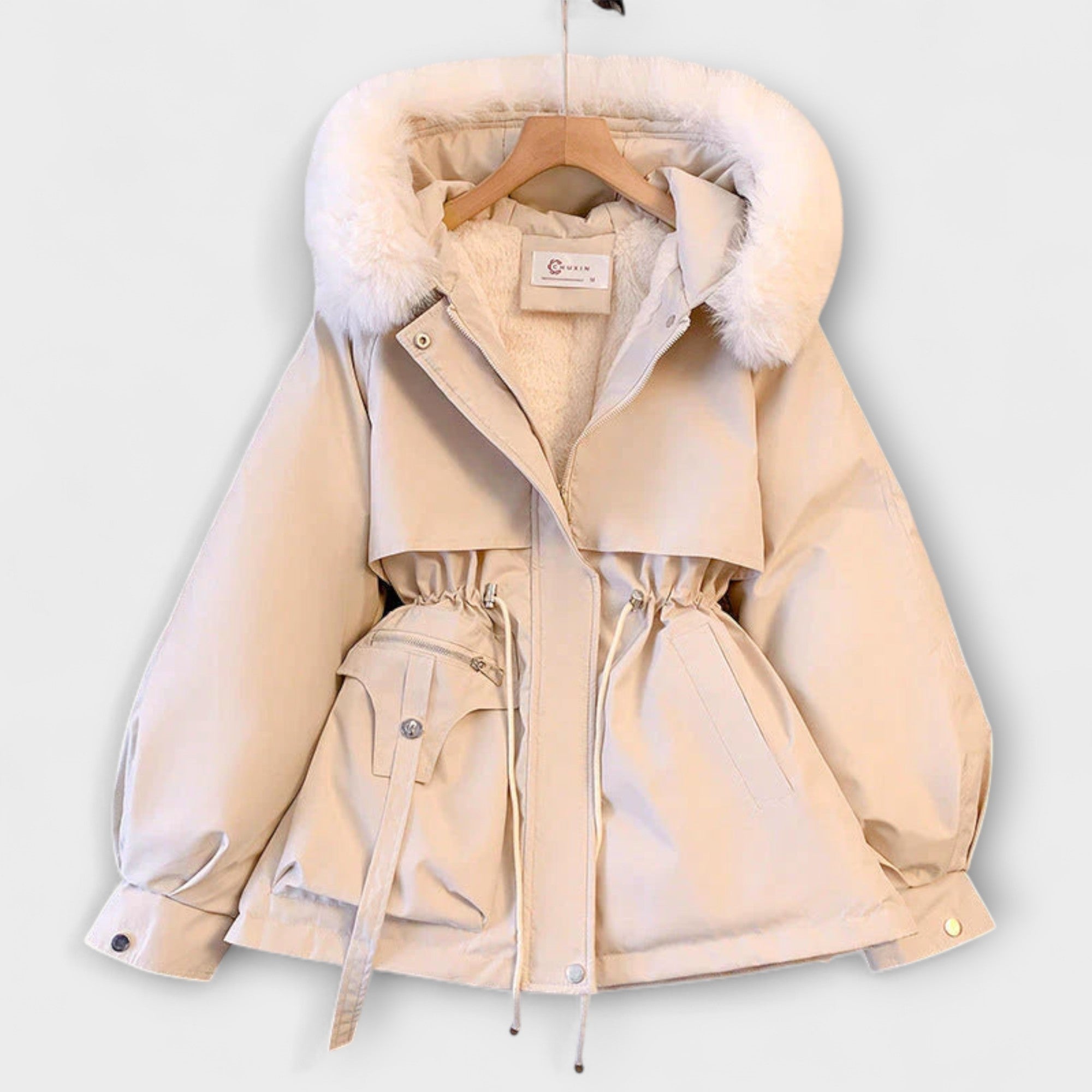 Hanne - Beige elegant vinterjakke med pelskrage