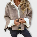 Ingrid - Beige kort jakke med rund hals