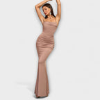 Tiril - Beige elegant volangkjole